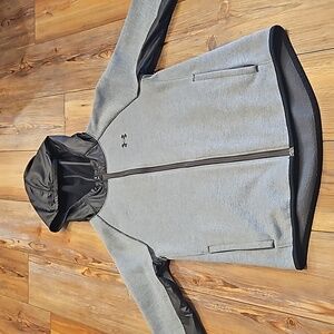 UNDER ARMOUR Youth Large hooded zipped jacket